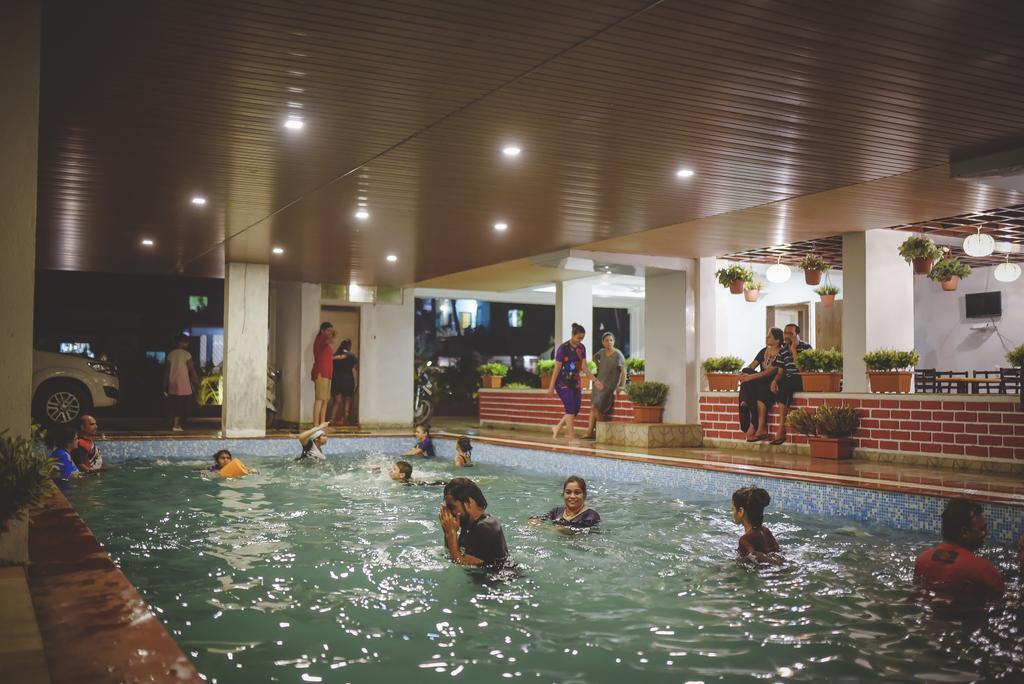 White House Beach Resort Nagaon  Luaran gambar