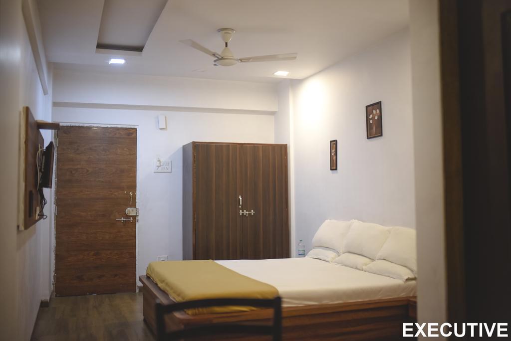 White House Beach Resort Nagaon  Luaran gambar